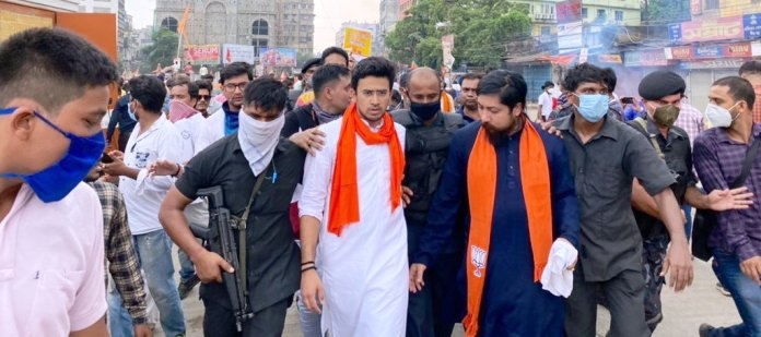 Tejasavi_1 H x Tejasavi_1 H x