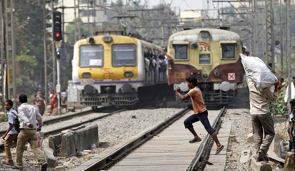 TRAIN ACCIDENT _1 &n TRAIN ACCIDENT _1 &n