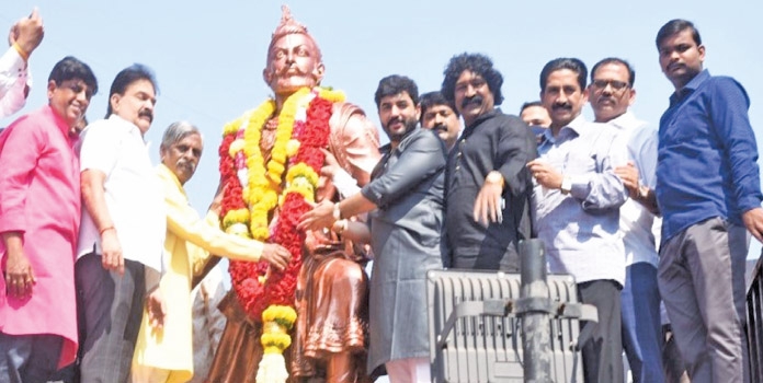 pravin dareklar.jpg_1&nbs