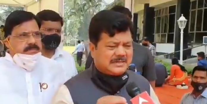 pravin darekar_1&nbsp;&nb