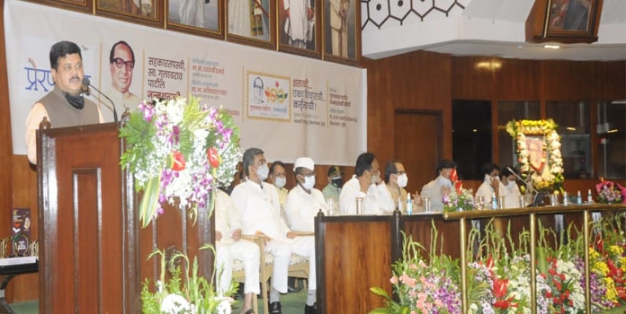 pravin darekar_1 &nb