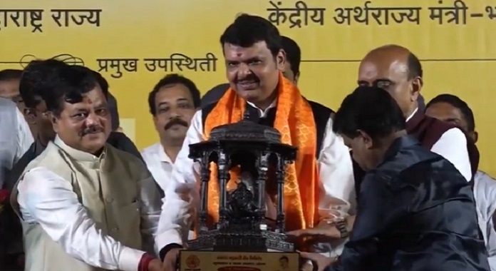 Devendra Fadnavis1