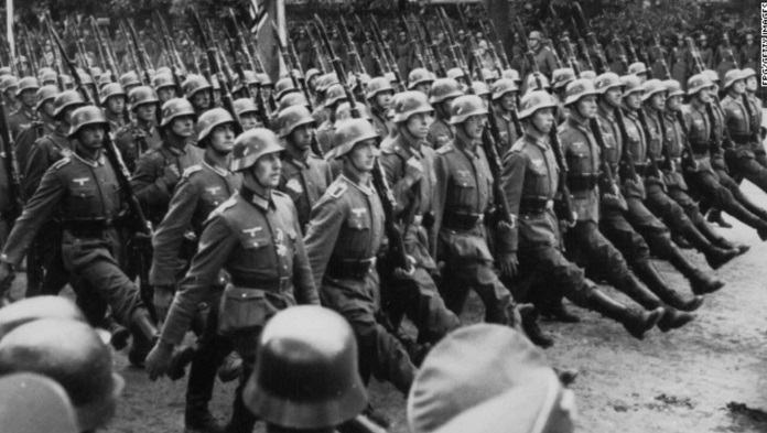 WW2-German-soldiers-marching
