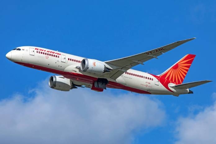 Air India to buy 470 planes from Airbus, Boeing