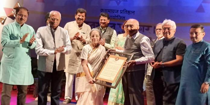 'Janasthan' award presented to Asha Bagge