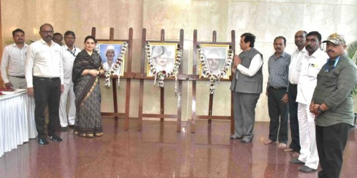 Minister Mangal prabhat Lodha greets Bhagat Singh, Rajguru, Sukhdev on Martyrs Day