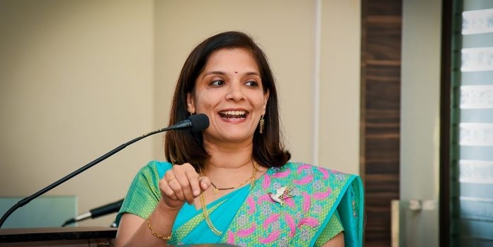 Dr. Nidhee Patwardhan