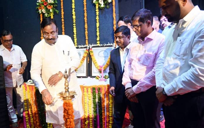 narendra modi awas yojana in maharashtra 