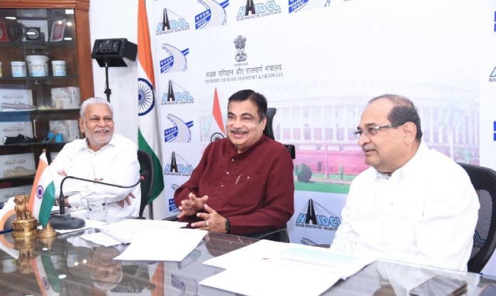 Changes in road transport sector require cooperation of states Nitin Gadkari