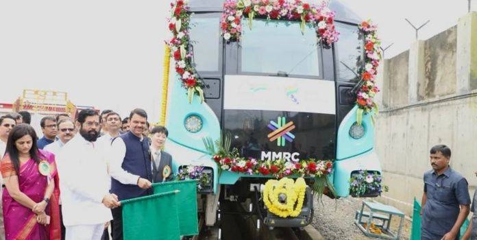 Article On Deputy CM Devendra Fadnavis Written By Anupam Kher