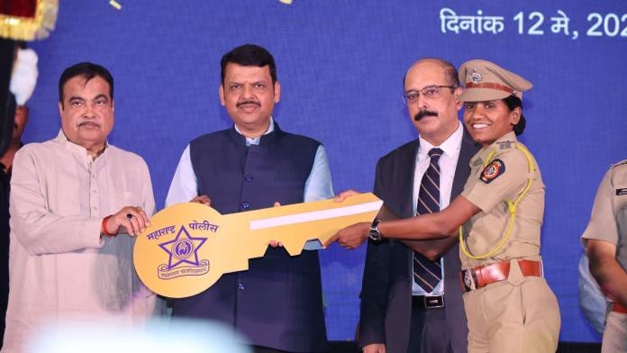 Article On Deputy CM Devendra Fadnavis Written By IPS Sanjay Barve