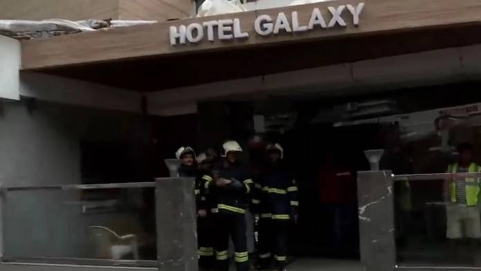Fire at Galaxy Hotel in Santacruz Mumbai