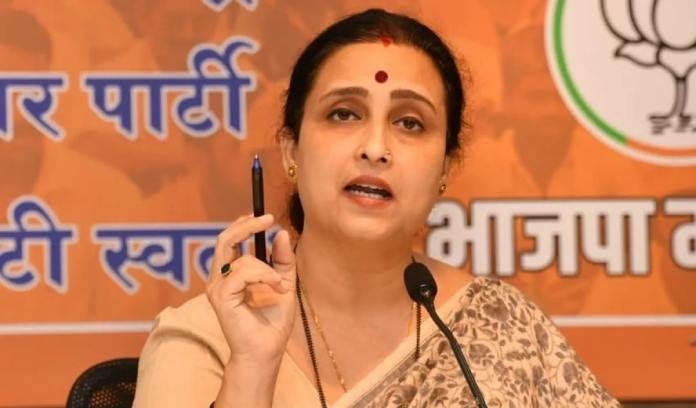 BJP Leader Chitra Wagh On UBT Chief Uddhav Thackeray