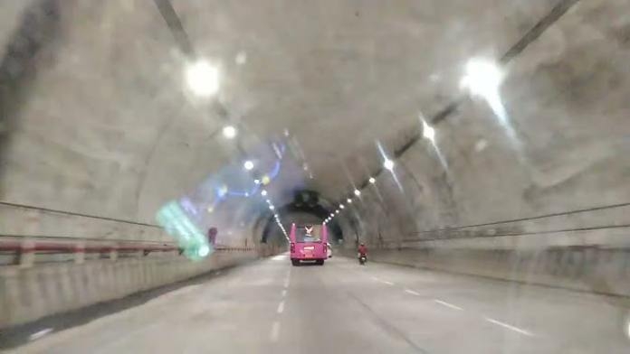 Road Transportation Started On One Lane Kashedi Tunnel