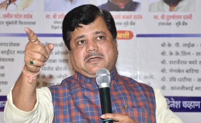 MLC Pravin Darekar on Uddhav Thackeray