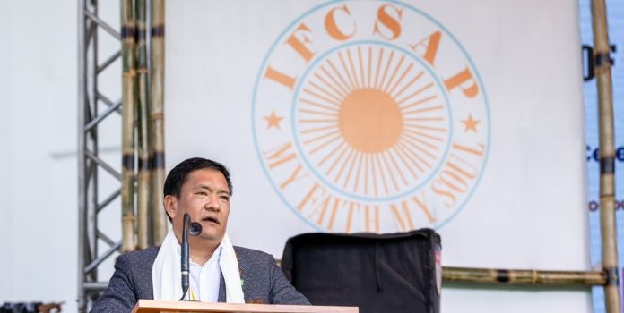 Pema Khandu