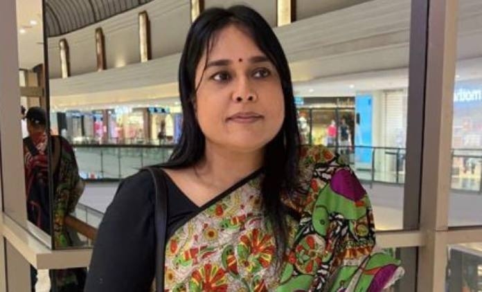  Dr. Sangeeta Ambhores