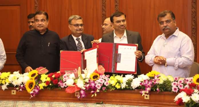 Union Minister Nitin Gadkari met State Govt 