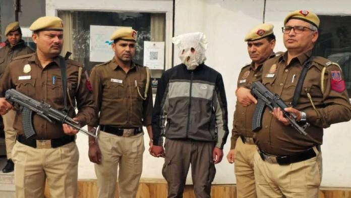 Lashkar e taiba Terrorist arrested in delhi 