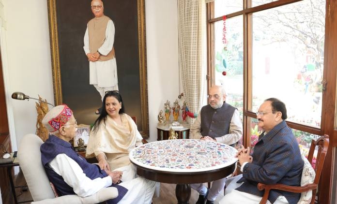 Union Home Minister Amit Shah met Advani 