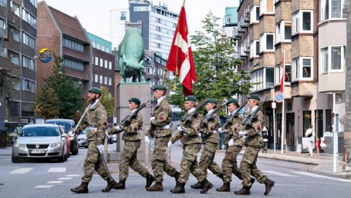 Denmark to expand conscription 
