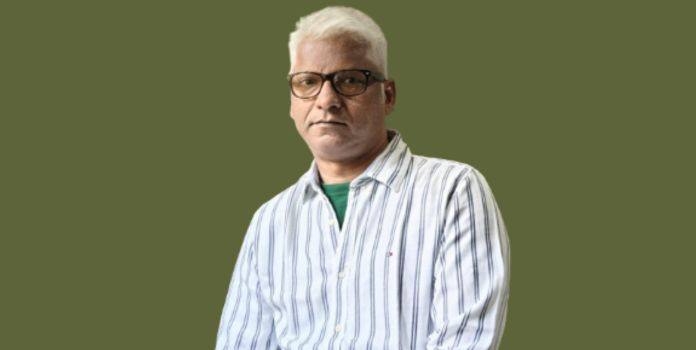 Article on Vijay Acharekar