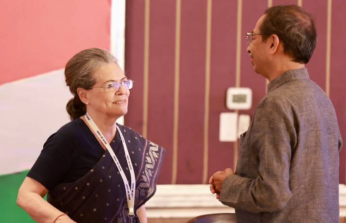 Sonia Gandhi & Uddhav Thackeray