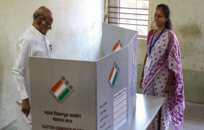 Sharad Pawar & Supriya Sule