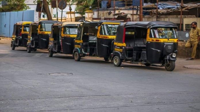 thane city knife attacked