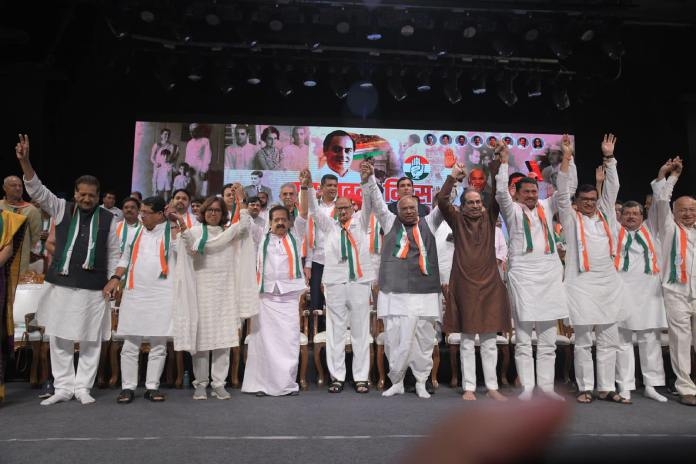 Uddhav Thackeray (9)