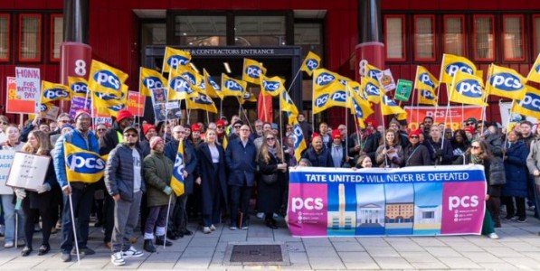 कर्मचार्‍यांची कैफियत