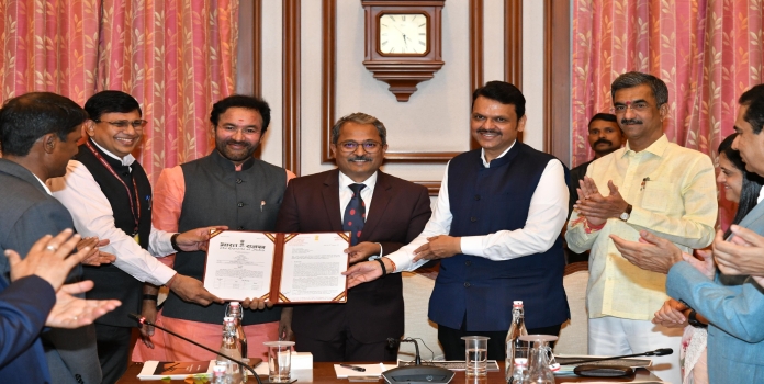 vadhavan port daman sand 