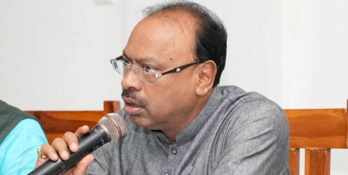 वनहक्क दावे निकाली काढण्यासाठी कालबद्ध कार्यक्रम ठरवावा