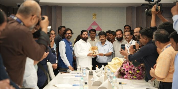 झोपू प्राधिकरणातील जनता दरबारचे उदघाटन