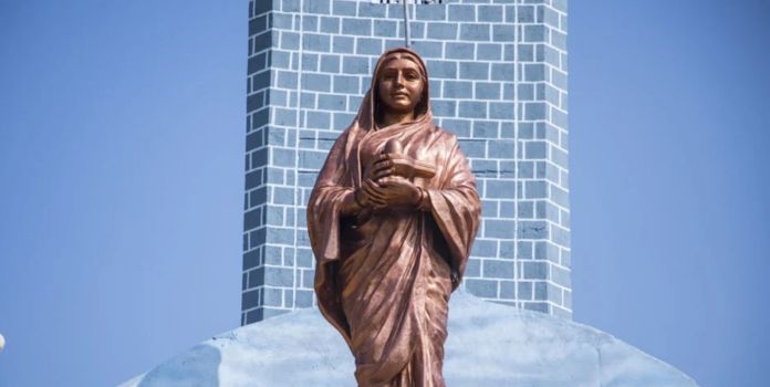 अहिल्यादेवींच्या स्मृतीस्थळासाठी ६८१ कोटी