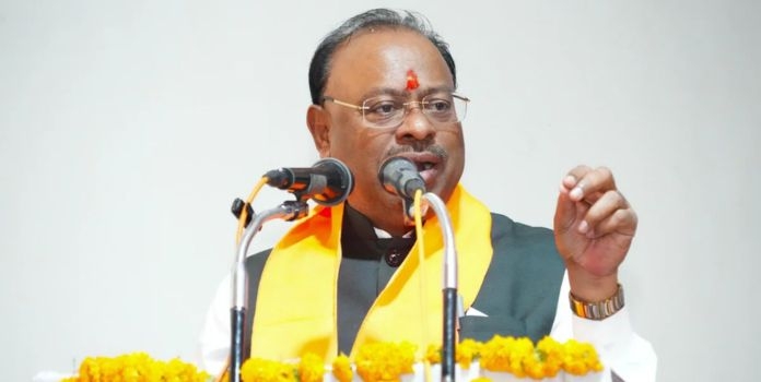 नुकसानग्रस्त शेतकऱ्यांना तातडीने भरपाई देणार