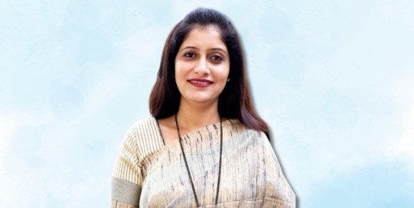 शिक्षणक्रांतीची ज्ञानदुर्गा!