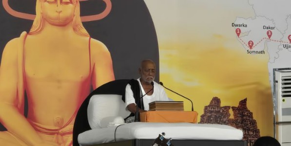 गोहत्याविरोधी कायदा करा! संत मोरारी बापू यांची केंद्र सरकारकडे साद