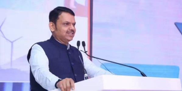 सत्ताबदल संविधानानेच, अराजकतेतून नव्हे!
