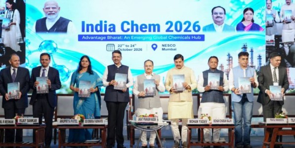 महाराष्ट्राचे स्वतंत्र रसायन उद्योग धोरण लवकरच; इंडिया केम २०२६ मध्ये मुख्यमंत्री देवेंद्र फडणवीस यांची घोषणा