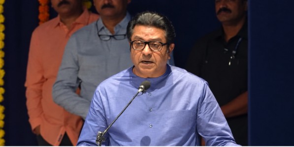 ‘महाराष्ट्राच्या हास्यरेषा’ : ‘काही व्यासपीठे राजकारणाच्या पलीकडे असतात!’ राज ठाकरेंनी सांगितला बाळासाहेबांसोबतचा 'तो' खास किस्सा!