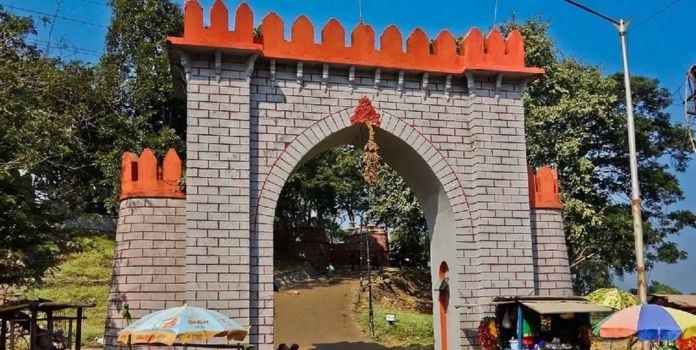 Durgadi Fort Illegal parking