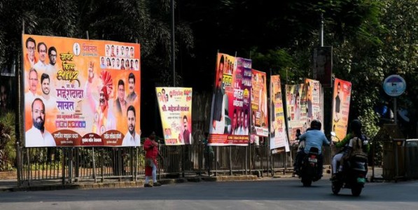 अनधिकृत बॅनर, होर्डिंग्जवर कारवाईसाठी धोरण आखा; आ. अमीत साटम यांचे महापौरांना पत्र
