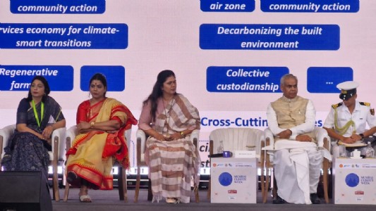Mumbai Climate Week 2026: पर्यावरण रक्षणासोबत कृषी क्षेत्रावरही लक्ष केंद्रित करावे; राज्यपाल आचार्य देवव्रत यांचे आवाहन
