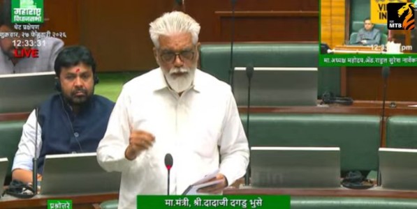 Dada Bhuse : मराठी न शिकवणाऱ्या शाळांवर होणार कारवाई