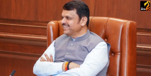 CM Devendra Fadnavis : वाढती वीज मागणी लक्षात घेऊन पारेषण प्रकल्पांना गती