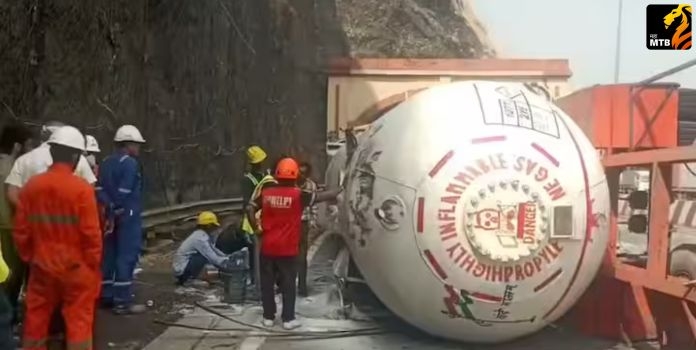 Mumbai-Pune Expressway