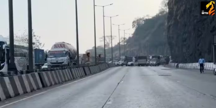Mumbai-Pune Expressway