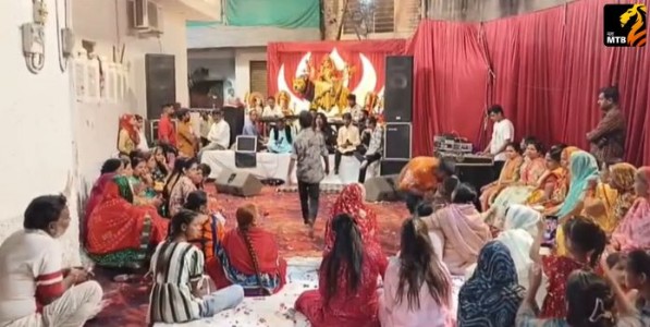 Ajmer: भजनसंध्या कार्यक्रमात गायली कव्वाली!