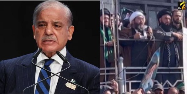 घरचे झाले थोडे....